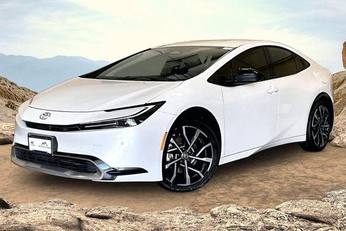 Pearl 2024 Toyota Prius Prime XSE