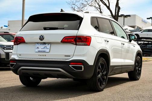 2022 Volkswagen Taos 1.5T SE