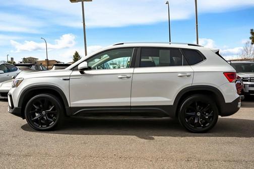 2022 Volkswagen Taos 1.5T SE