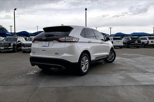 White Platinum Clearcoat Metallic 2017 Ford Edge SEL