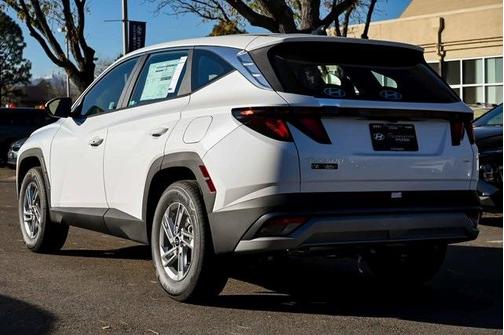 2025 Hyundai TUCSON SE
