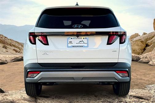 2025 Hyundai TUCSON SE