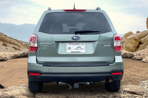 Jasmine Green Metallic 2015 Subaru Forester 2.5i Premium
