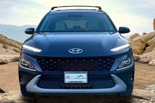 Gray 2023 Hyundai KONA SEL