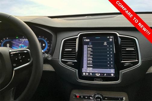 2024 Volvo XC90 B6 Ultimate Bright Theme 7-Seater