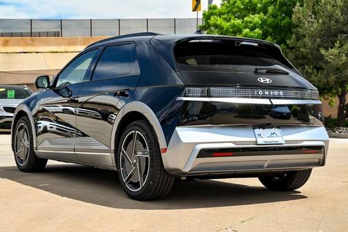 2025 Hyundai IONIQ 5 Limited