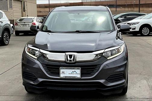 Gray 2019 Honda HR-V LX