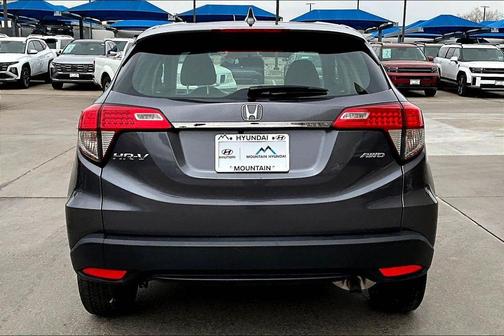 Gray 2019 Honda HR-V LX
