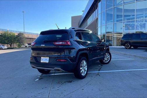 Brilliant Black Crystal Pearlcoat 2015 Jeep Cherokee Limited