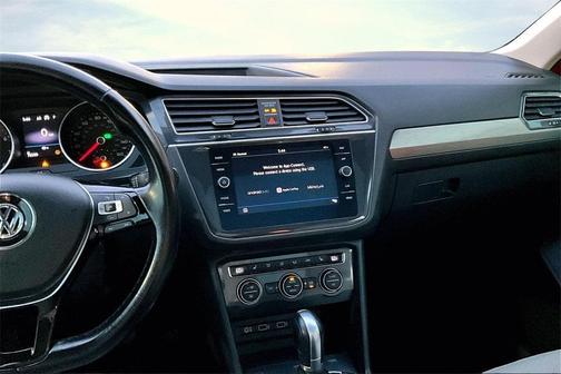 2018 Volkswagen Tiguan 2.0T SEL