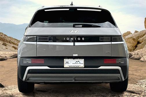 2025 Hyundai IONIQ 5 SEL