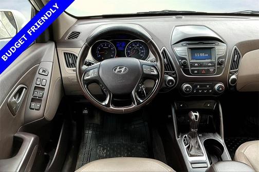 2015 Hyundai TUCSON SE