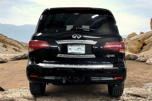 2017 INFINITI QX80 Base