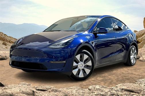 2023 Tesla Model Y Long Range