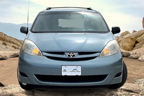 2009 Toyota Sienna XLE