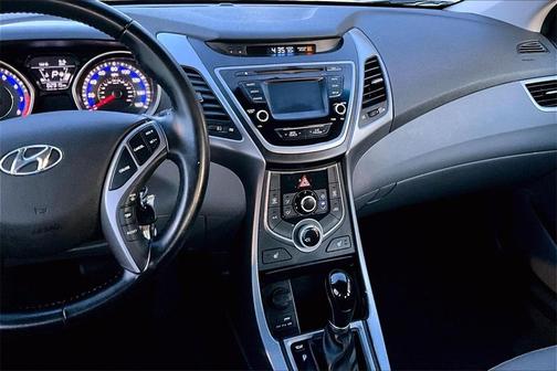2015 Hyundai ELANTRA Limited