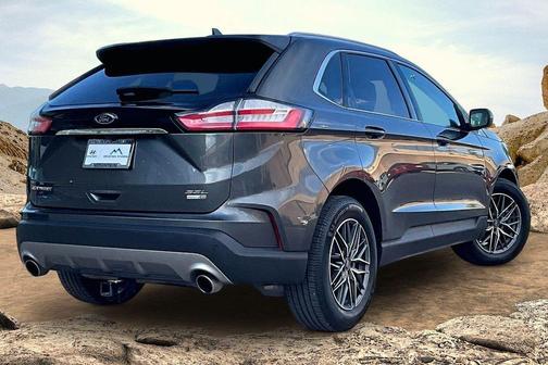 Magnetic 2020 Ford Edge SEL