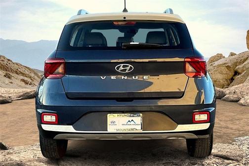 2024 Hyundai VENUE Limited