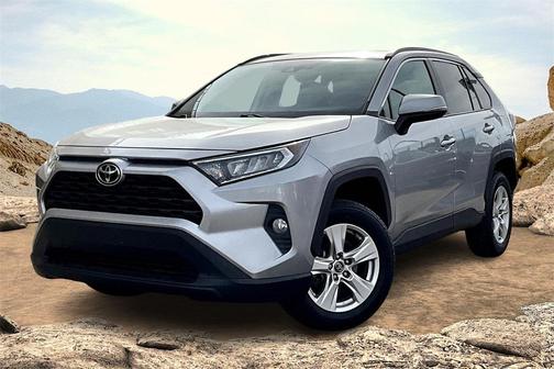 2020 Toyota RAV4 XLE
