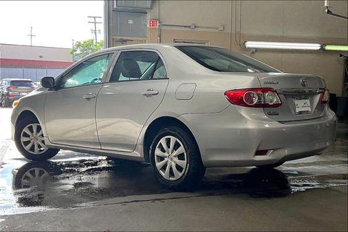 Classic Silver Metallic 2012 Toyota Corolla L