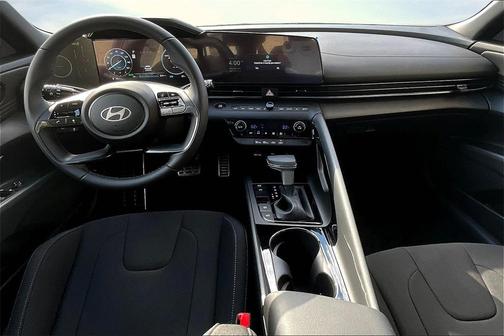 2025 Hyundai ELANTRA HEV SEL Sport
