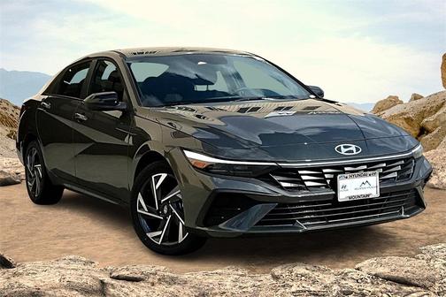 2025 Hyundai ELANTRA HEV SEL Sport