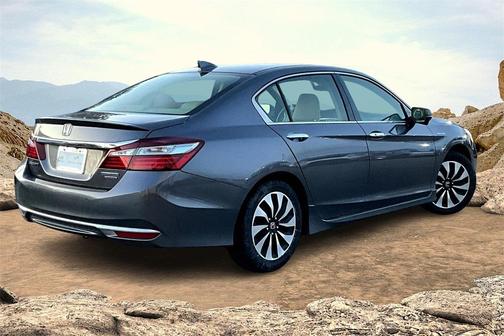 2017 Honda Accord Hybrid Touring