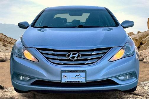 2011 Hyundai SONATA SE