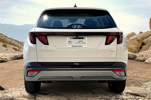2025 Hyundai TUCSON SE