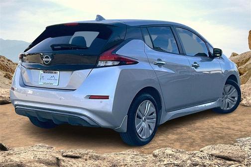 2023 Nissan Leaf S