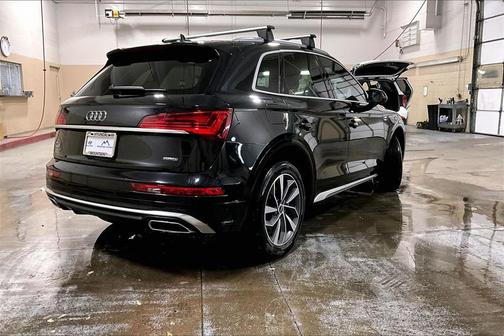 2023 Audi Q5 45 S line Premium Plus