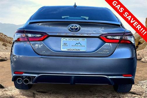 2021 Toyota Camry Hybrid SE