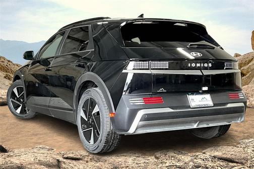 2025 Hyundai IONIQ 5 SEL