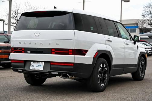 2025 Hyundai SANTA FE SE