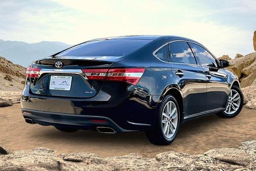 Attitude Black 2014 Toyota Avalon XLE