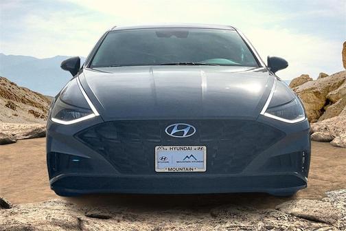 2022 Hyundai SONATA SEL