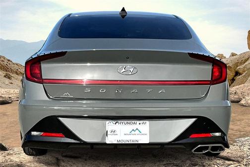 2022 Hyundai SONATA SEL