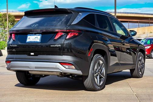 2025 Hyundai TUCSON Plug-In Hybrid SEL