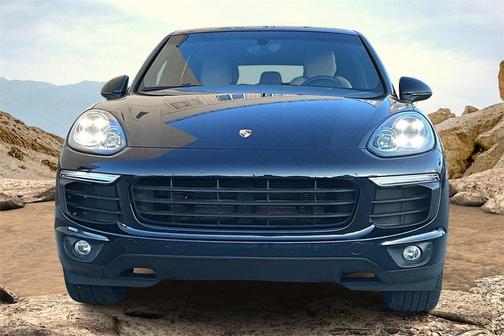 2018 Porsche Cayenne Base
