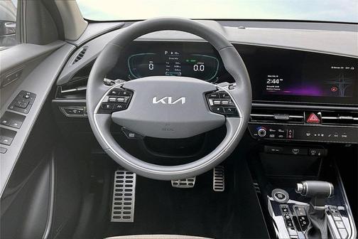 2024 Kia Niro SX Touring