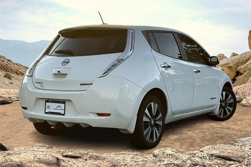 2015 Nissan Leaf SV