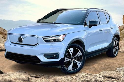 2022 Volvo XC40 Recharge Pure Electric P8 Twin Plus