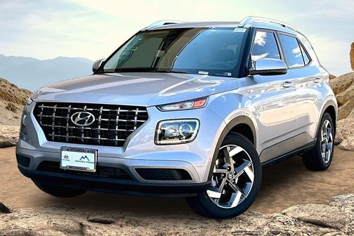 Shimmering Silver 2026 Hyundai VENUE SEL