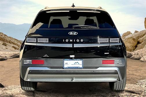 2025 Hyundai IONIQ 5 SEL