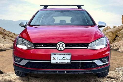 2019 Volkswagen Golf Alltrack TSI S