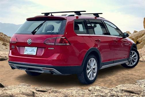2019 Volkswagen Golf Alltrack TSI S