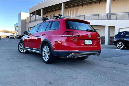 2019 Volkswagen Golf Alltrack TSI S