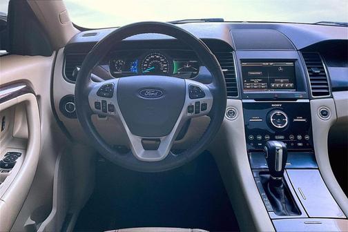 2015 Ford Taurus Limited