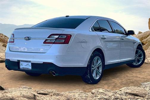 2015 Ford Taurus Limited