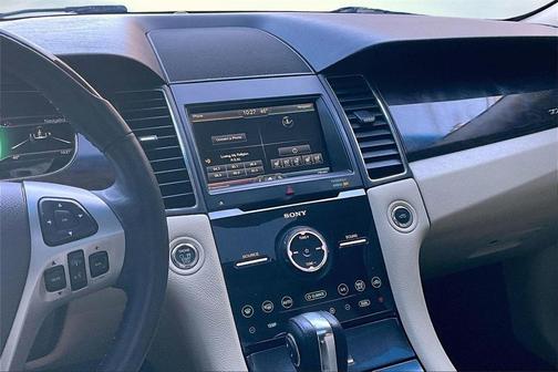 2015 Ford Taurus Limited